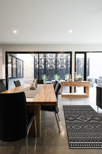 Load image into Gallery viewer, Arizona Black Rug