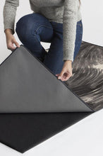 Load image into Gallery viewer, Aster Charcoal Rug