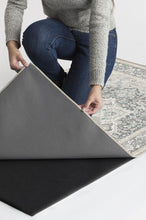 Load image into Gallery viewer, Hendesi Heriz Abalone Rug
