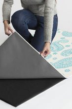 Load image into Gallery viewer, Araveli Teal Rug
