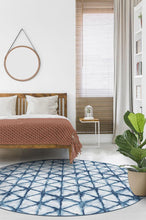 Load image into Gallery viewer, Diamond Shibori Indigo Rug
