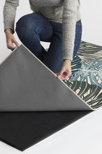 Load image into Gallery viewer, Monstera Jade Rug
